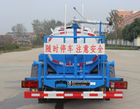 小型灑水車(chē)價(jià)格_北汽黑豹2噸小型灑水車(chē)4