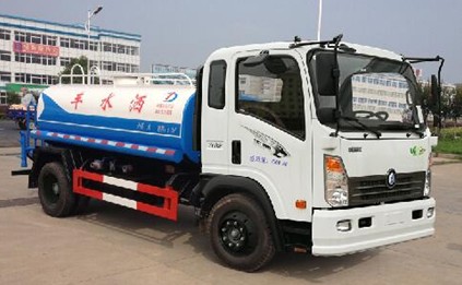 5噸綠化灑水車價格_重汽王牌5噸綠化灑水車廠家價格4