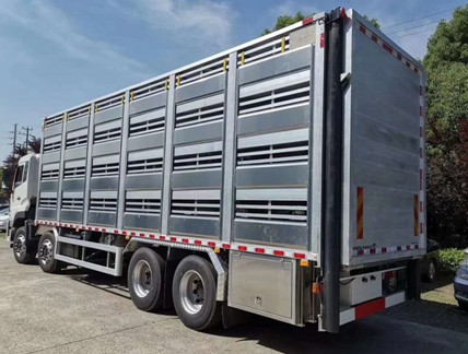程力東風(fēng)天龍畜牧車(chē) 程力東風(fēng)天龍畜牧車(chē)