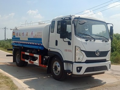 12方灑水車生產(chǎn)廠家_國六12方陜汽軒德綠化灑水車廠家價(jià)格