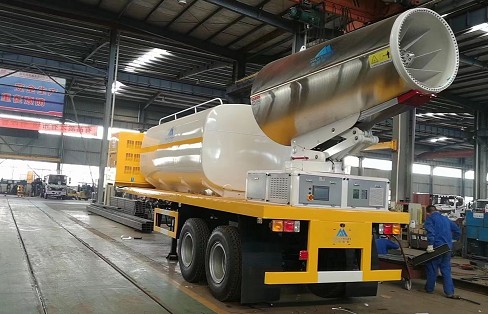 半掛多功能抑塵車(chē)