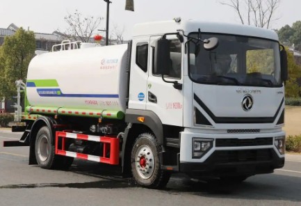 東風(fēng)多利卡D9新款15方灑水車配置參數(shù)價格_程力灑水車廠家 東風(fēng)多利卡D9新款15方灑水車配置參數(shù)價格_程力灑水車廠家